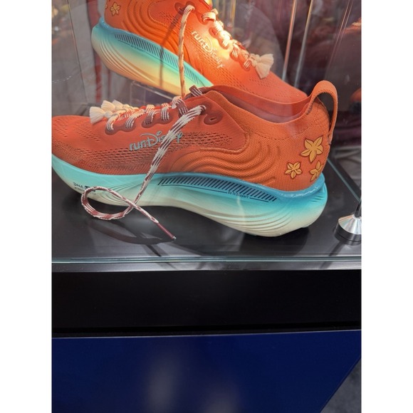 Run Disney Brooks Adrenaline GTS 25 Moana In Women's Size 10 Exclusive For Run - Picture 5 of 5